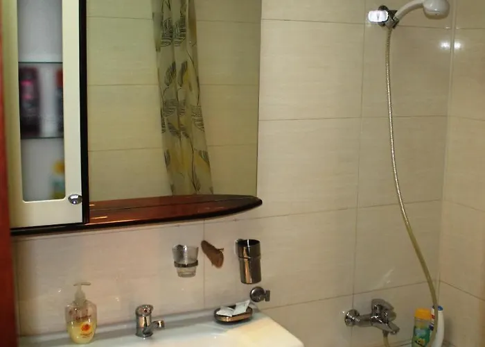 Alba Iulia Square Premium 1 *